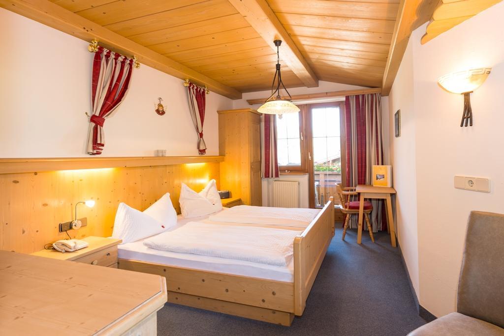 Hotel Landhaus Marchfeld Oberau Eksteriør bilde