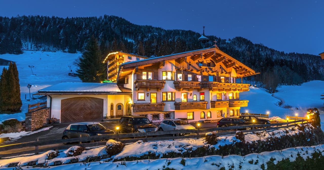 Hotel Landhaus Marchfeld Oberau Eksteriør bilde